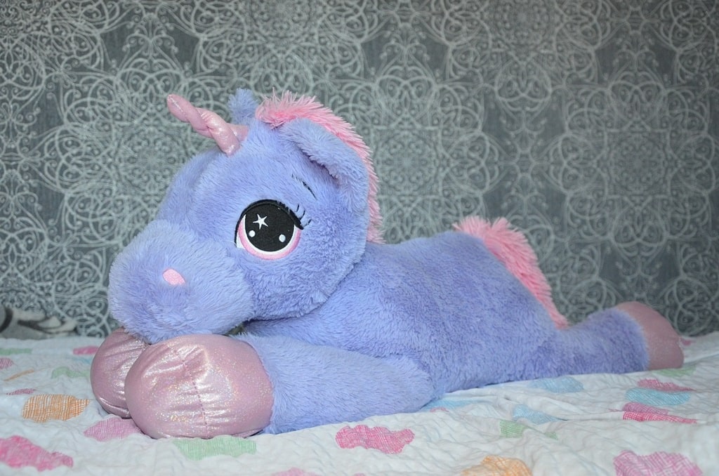 Pourquoi acheter une peluche licorne à votre fille ?
